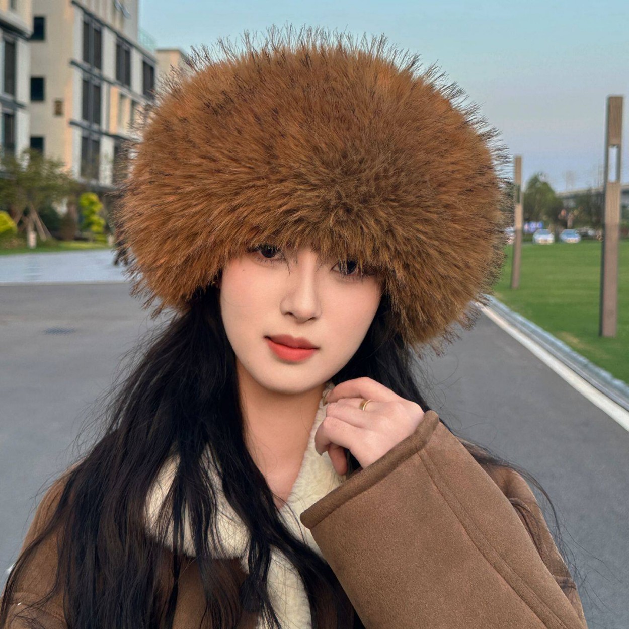 Women Fashion Hats - Chapéu Circular Aberto de Pelúcia Macia