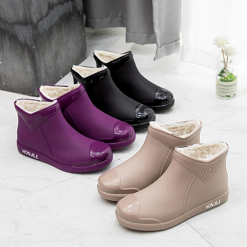 Women Fashion Online - Novas Botas de Chuva de Borracha