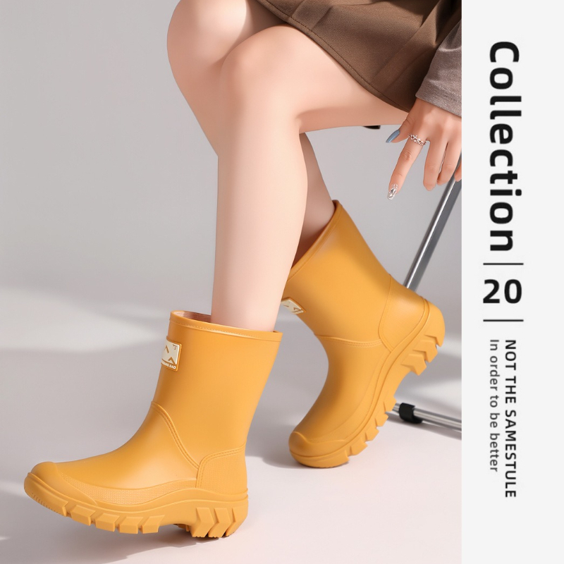 Women Fashion Online - Botas de Chuva Femininas de Cano