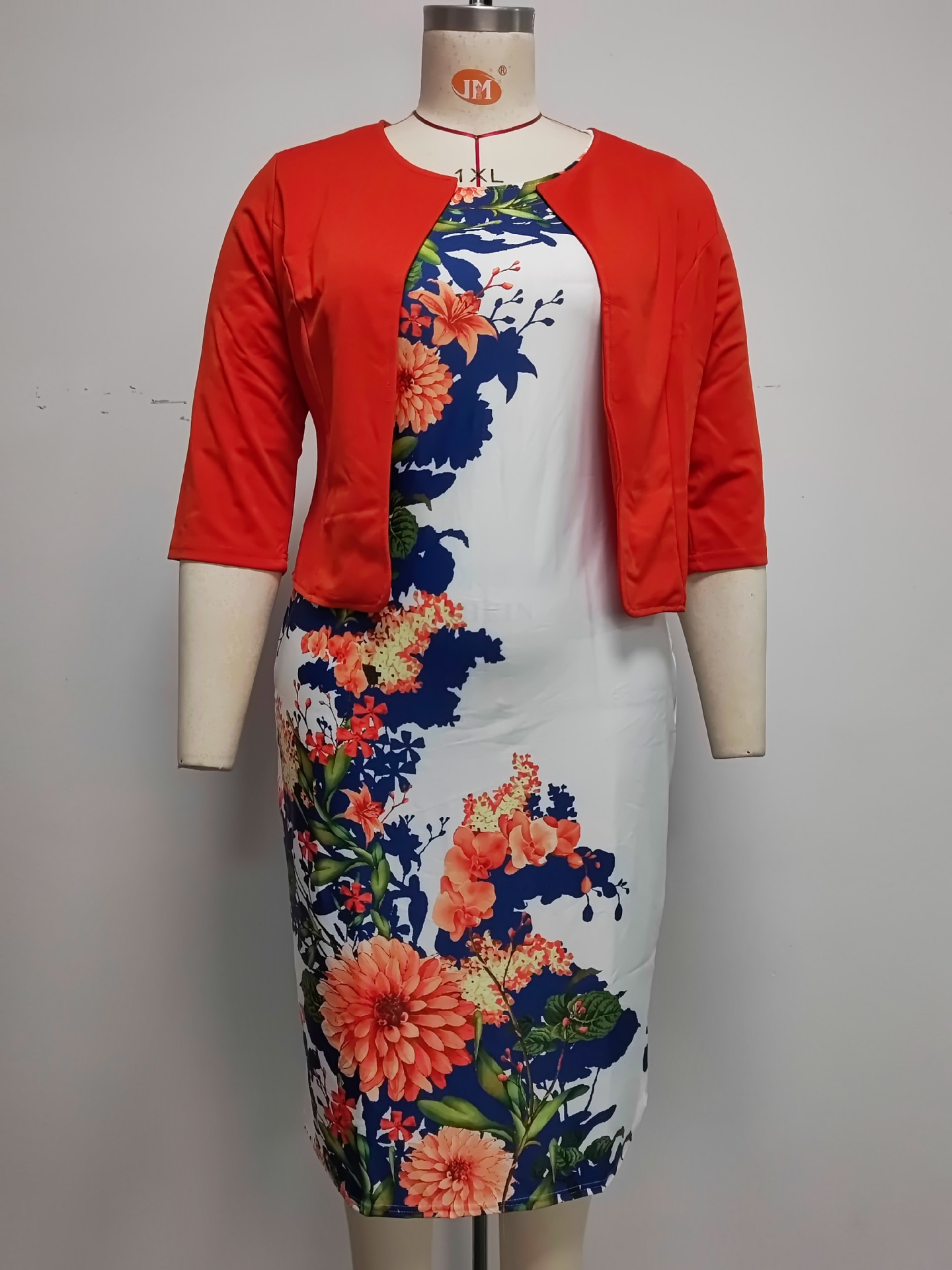 Conjunto Feminino de Moda com  - Women Fashion Pakistan avaliação e preço