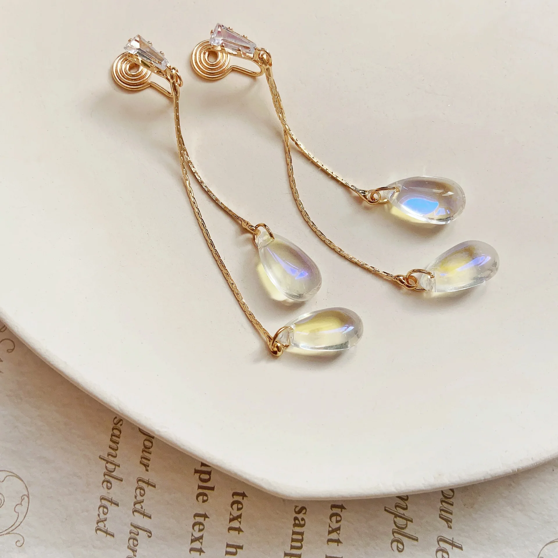 Dazzling Water Drop Ear Clips, - Women Fashion Online avaliação e preço