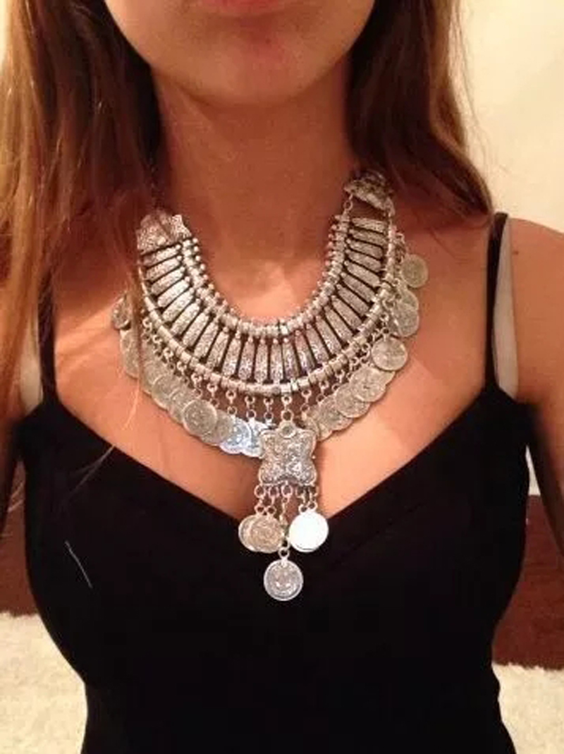Conjunto de Brincos e Colar Pr - Women Fashion Pakistan avaliação e preço